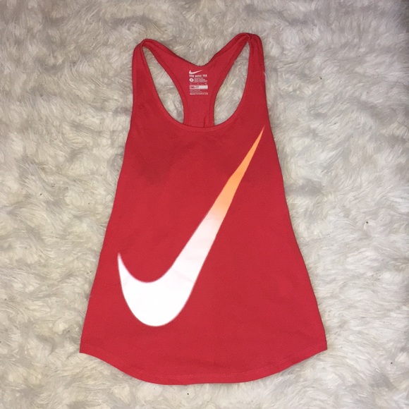 Nike Tops - Athletic tank